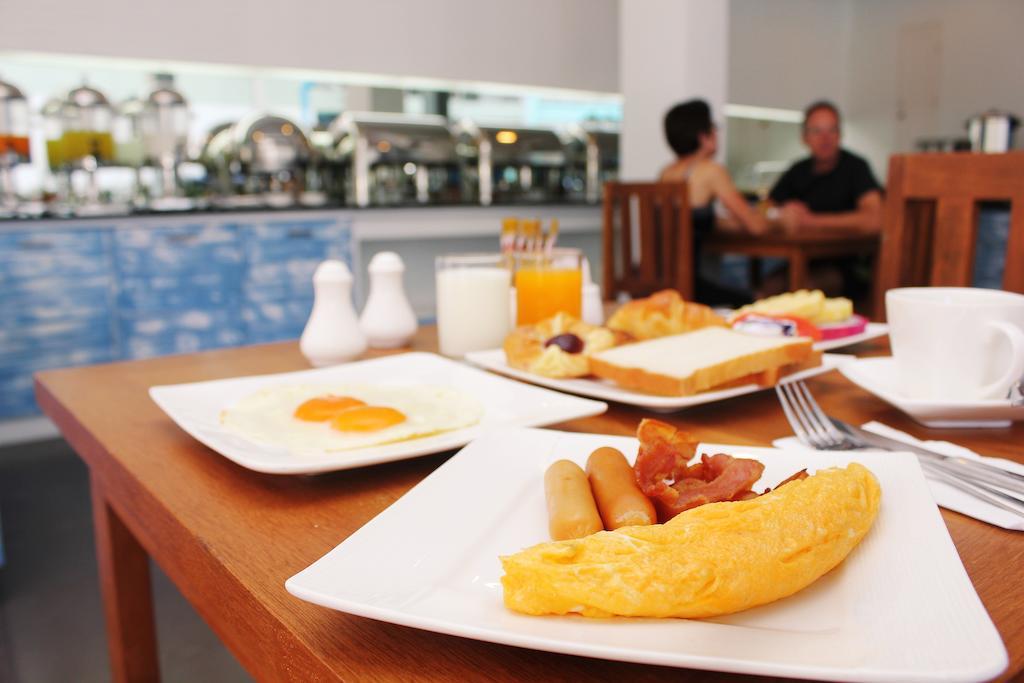 Puding Holiday World Kata Beach  Buitenkant foto